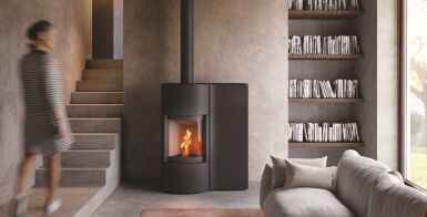 Discover the new compact pellet stove sP20-B